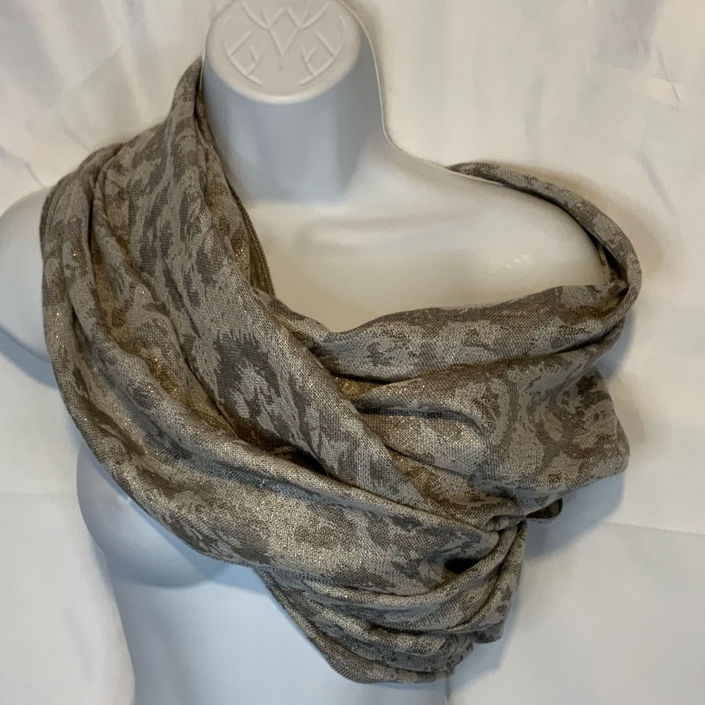 Apt.9 Infinity Scarf Wrap Glimmer Neutral NWT - Picture 3 of 7